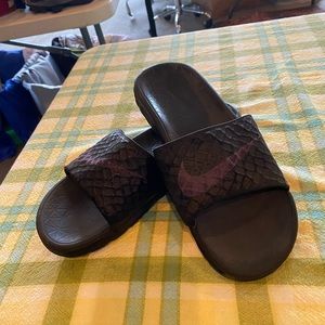 Pristine Nike Slides